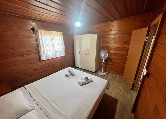 Woodentowns-ahsap Evler Bed and breakfast