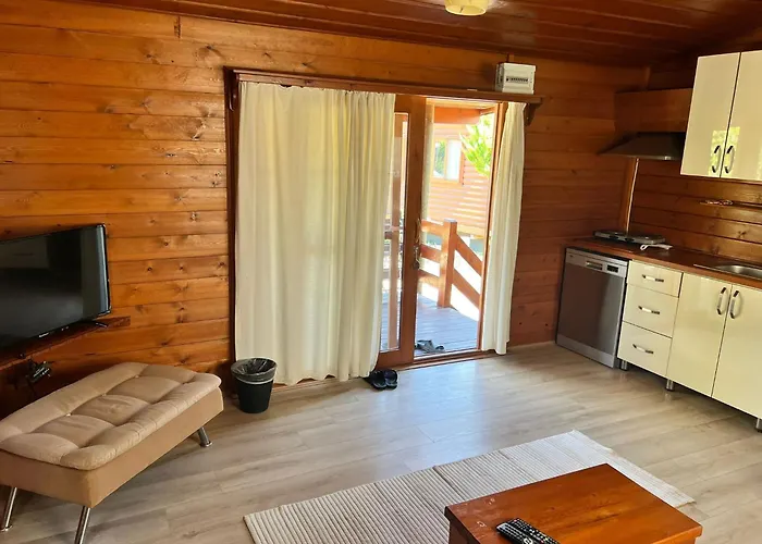 Bed and breakfast Woodentowns-ahsap Evler Bitez