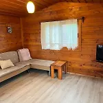 Alojamento de Acomodação e Pequeno-almoço Woodentowns-ahsap Evler