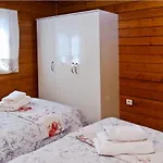 Bed and breakfast Woodentowns-ahsap Evler Bitez
