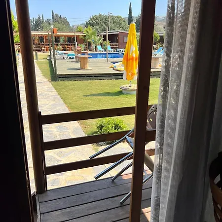 Bed & Breakfast Woodentowns-ahsap Evler Bitez