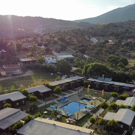 Woodentowns-ahsap Evler Bed & Breakfast *