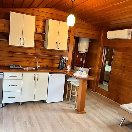 Bed & Breakfast Woodentowns-ahsap Evler