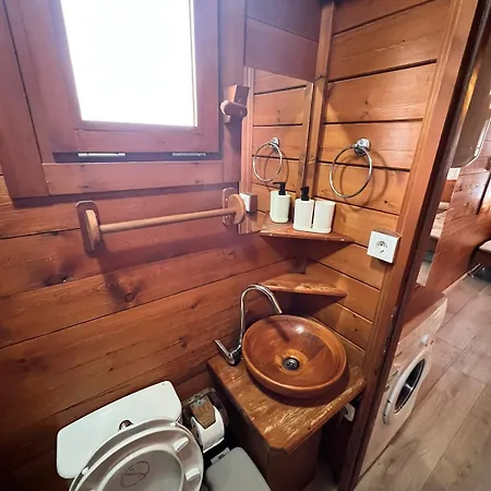 Woodentowns-ahsap Evler Bed & Breakfast Bitez